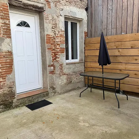 Charmant Appartement * Pommevic